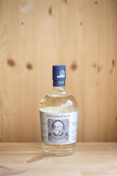 SAINT JAMES CUVEE 10ANS 70CL 42�
